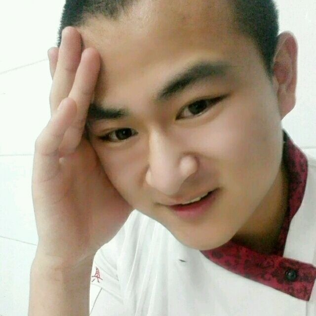 人潮拥挤的第一张照片--霞浦交友网
