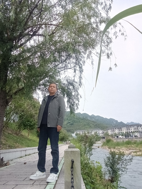 飞雪飘零的第一张照片--霞浦交友网
