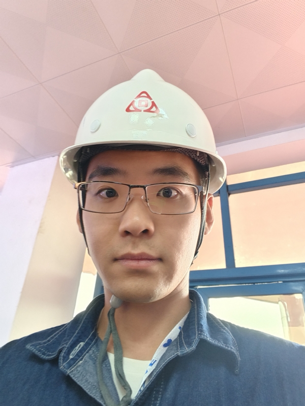 何鹏宇的第二张照片--霞浦交友网